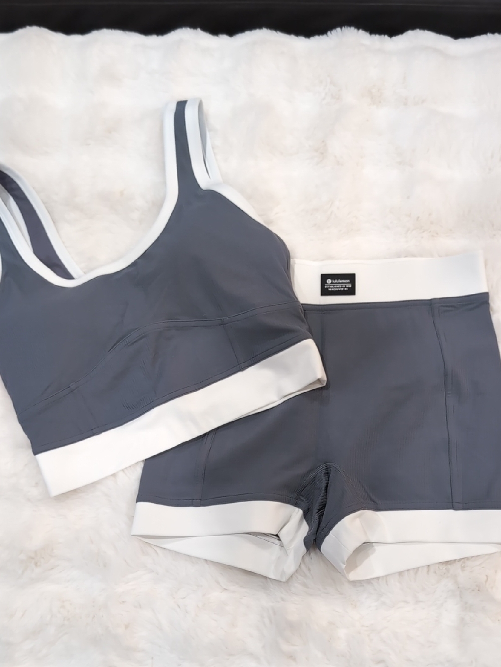 lululemon Ribbed Nulu Cropped Tank Top & 3.5" Shorts - Solar Grey